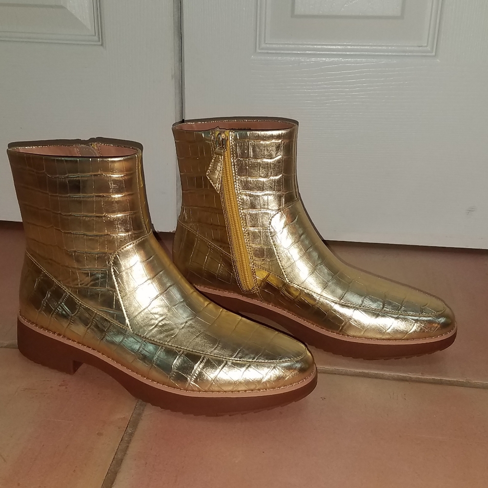 fitflop Kinbey Gold Croc Embossed Bootie
